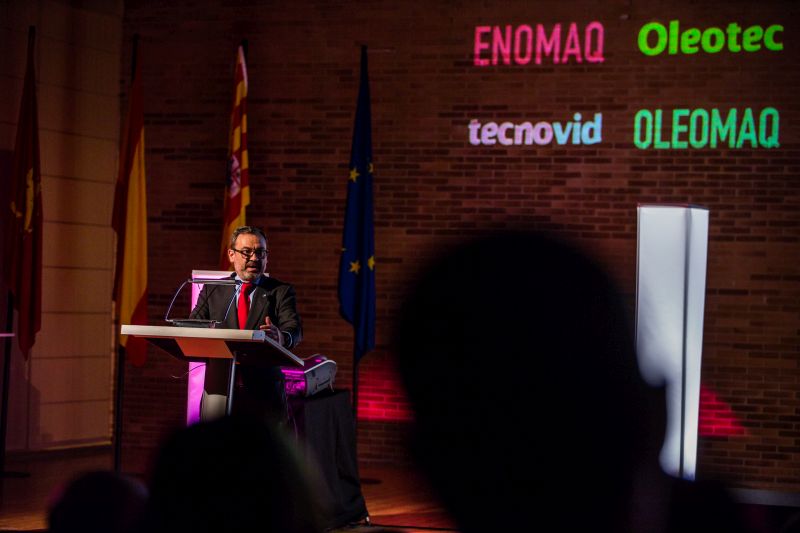 premio excelencia oleomaq 2019 - enomaq-2019-premios-rogelio-cuairan-2